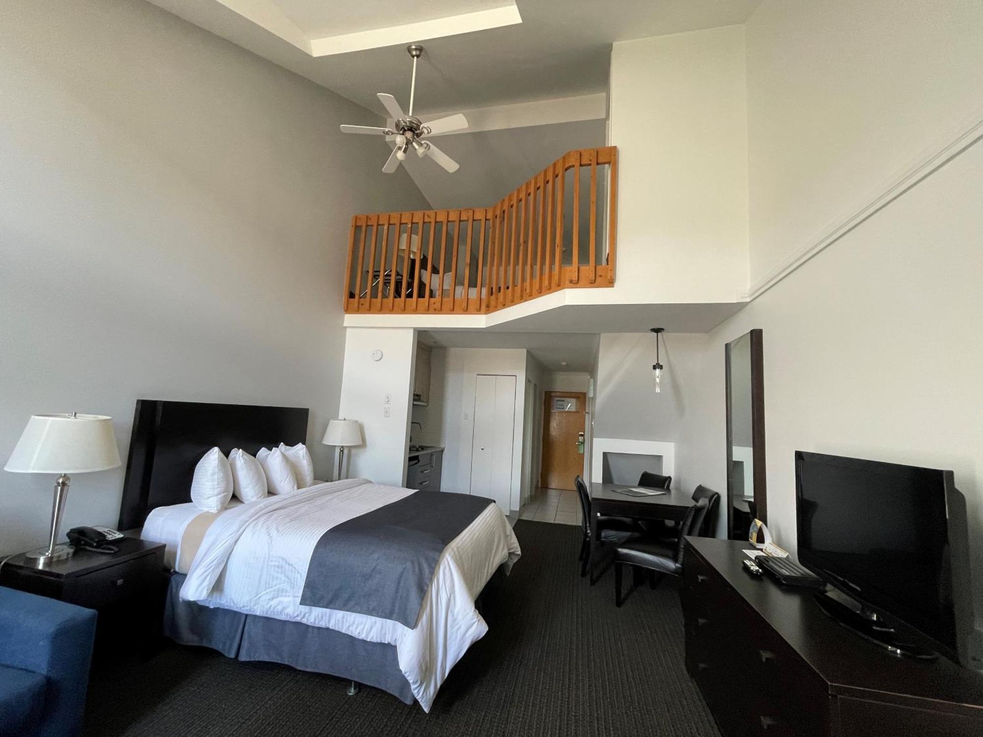 Hotel Vacances Tremblant Mont-Tremblant Esterno foto
