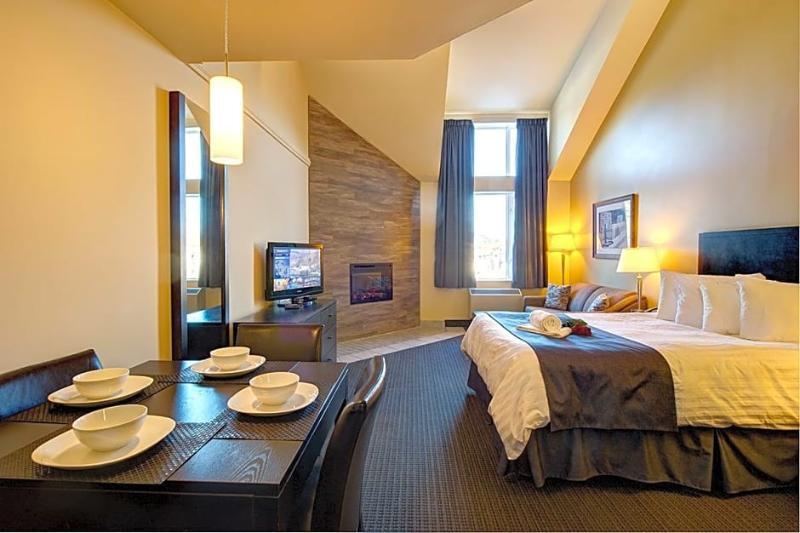 Hotel Vacances Tremblant Mont-Tremblant Esterno foto